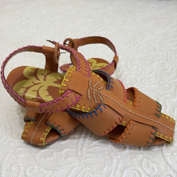 Farm Rio sandals size 7 - Picture 2 of 6